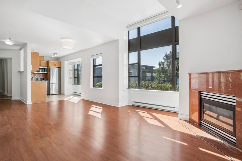 305 - 2119 Yew Street, Vancouver, V6K 3G6 | Image 2