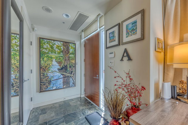 TH29 - 1295 Cordova Street W