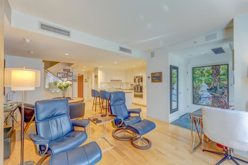 TH29 - 1295 Cordova Street, Vancouver, V6C 3P9 | Image 3