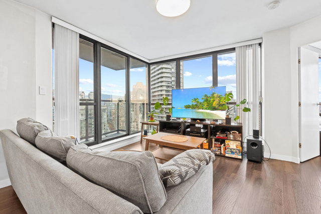 2709 - 501 Pacific Street