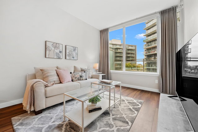 808 - 8628 Hazelbridge Way