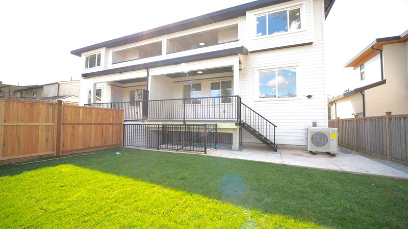 11399 85a Avenue, Delta, V4C 2V4 | Image 3