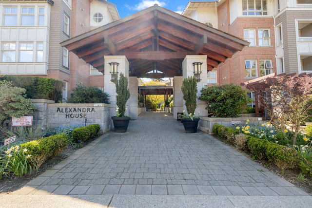 1217 - 4655 Valley Drive