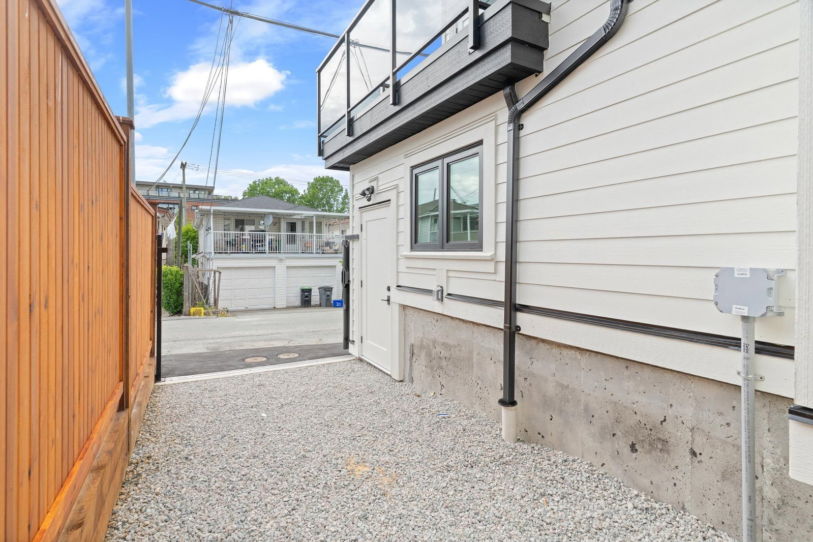 Listing Image 37