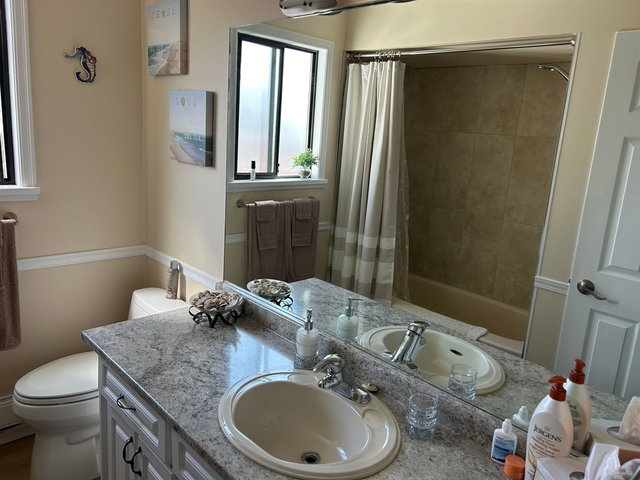 32 - 32718 Garibaldi Drive