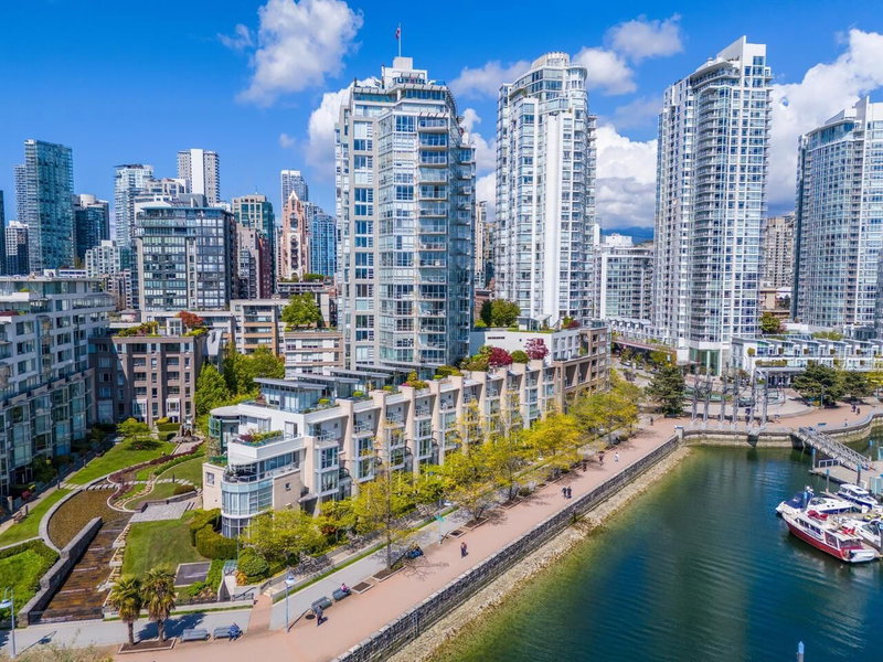 1228 Marinaside Crescent #321, Vancouver, British Columbia