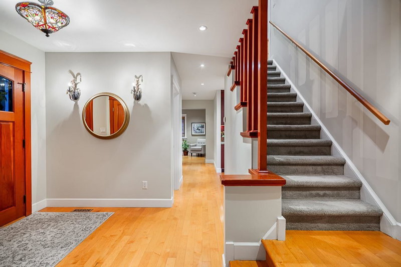 2374 Nelson Avenue, West Vancouver, V7V 2R2 | Image 3
