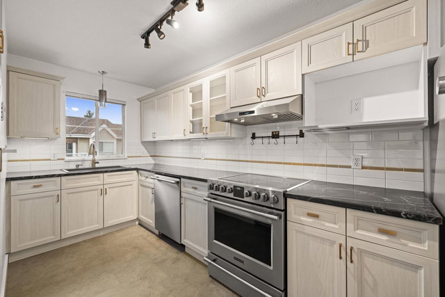 302 - 5556 201a Street