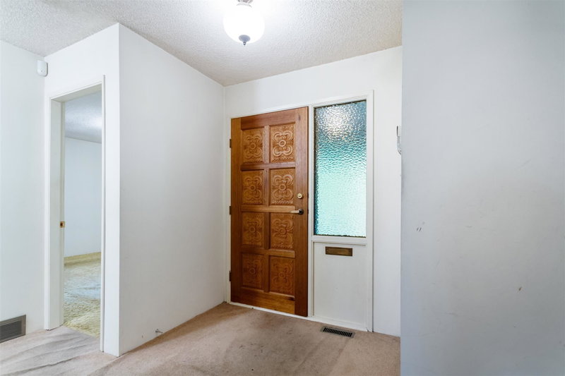 252 Montgomery Street, Coquitlam, V3K 5E8 | Image 3