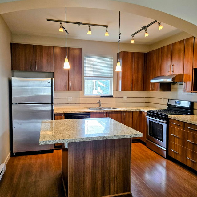 11 - 9333 Ferndale Road