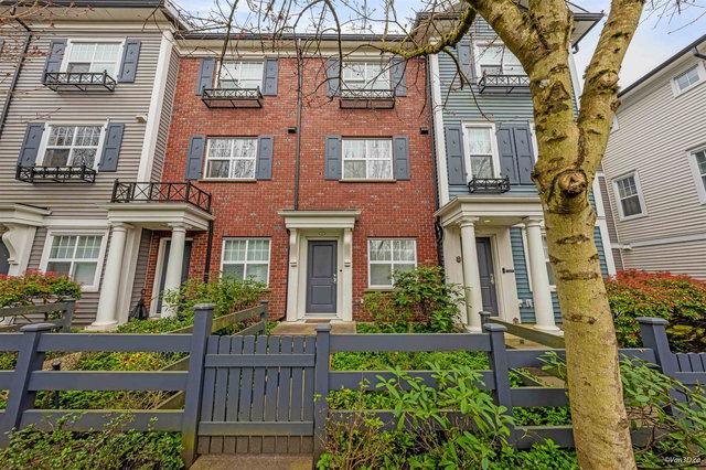 15 - 19538 Bishops Reach