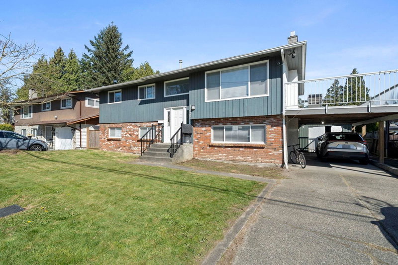 11925 92a Avenue, Delta, V4C 3N3 | Image 2