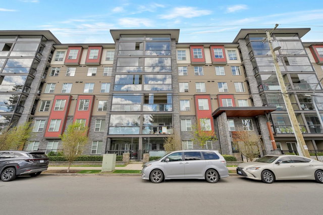 302 - 2649 James Street