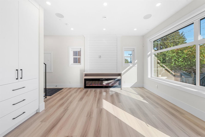 4318 Nanaimo Street, Vancouver, V5N 5J1 | Image 3