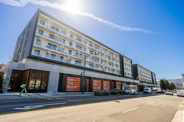 614 - 3075 Murray Street