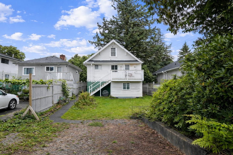 3865 Sandell Street, Burnaby, V5H 1J9 | Image 2