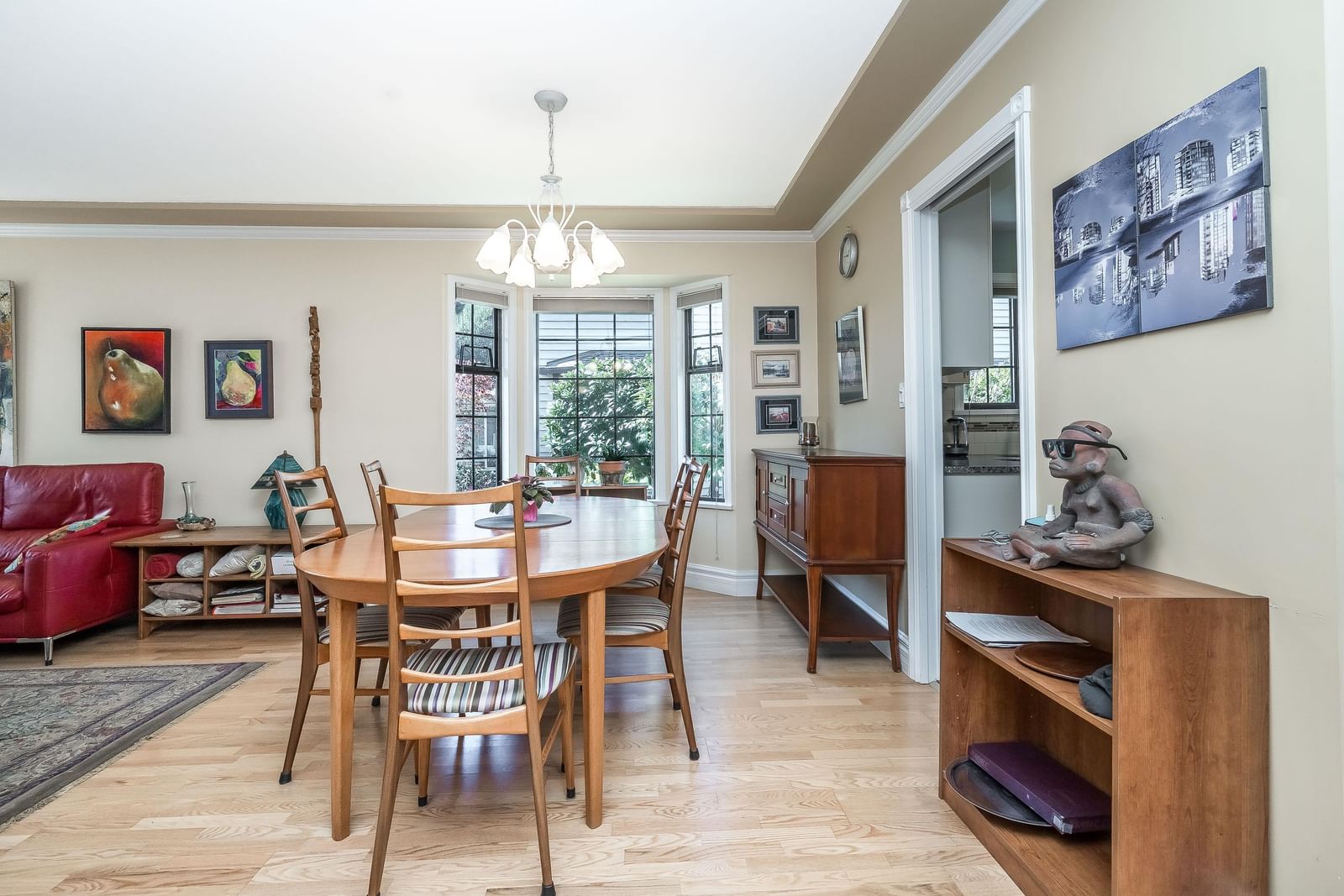 Listing Image 16