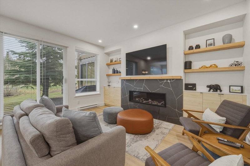 16 - 4628 Blackcomb Way, Whistler, V0N 1B4 | Image 2