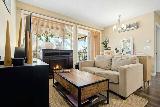 427 - 2860 Trethewey Street