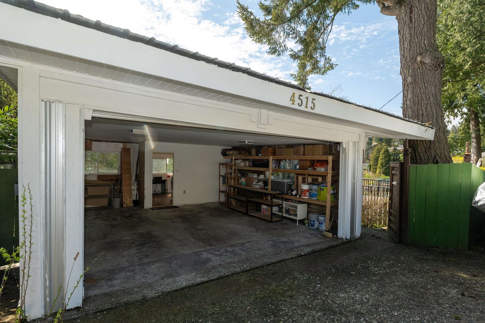 Listing Image 32