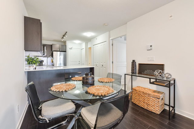 426 - 21009 56 Avenue