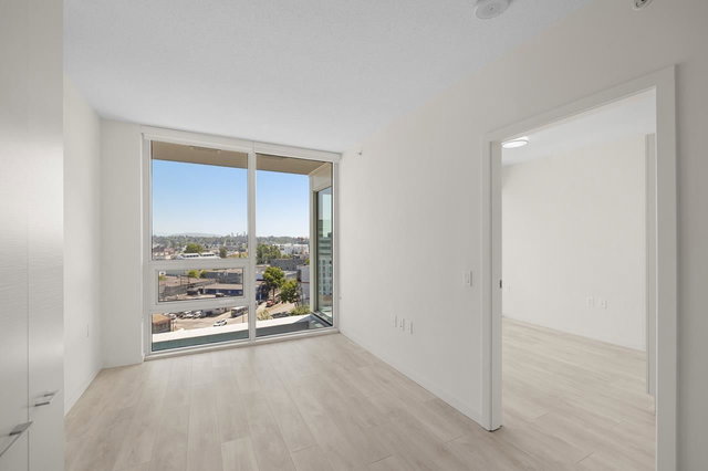 1014 - 180 2nd Avenue E