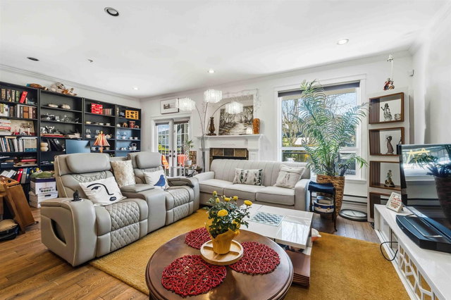 15544 Russell Avenue