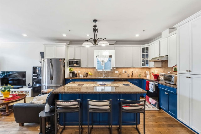 15544 Russell Avenue