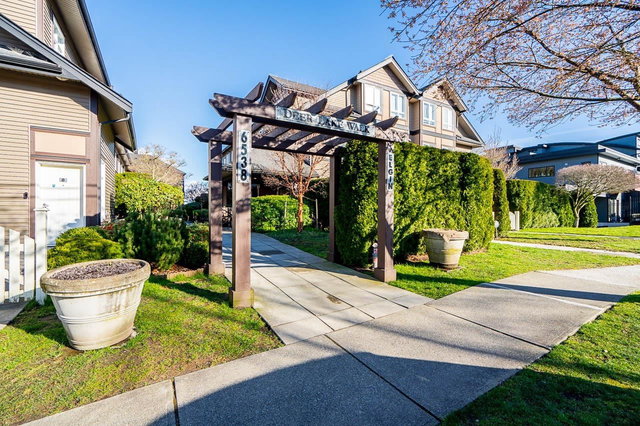 4 - 6538 Elgin Avenue