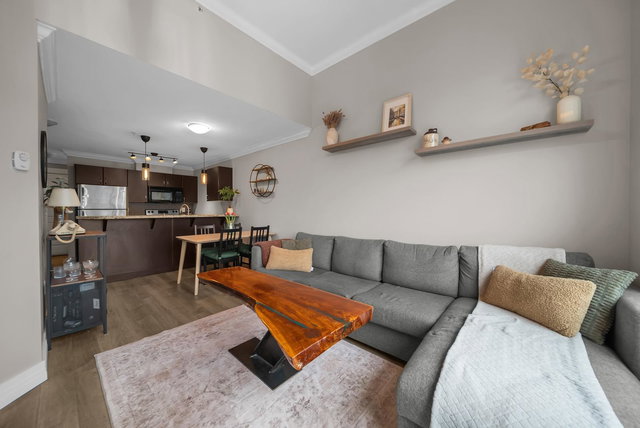 405 - 2515 Park Drive