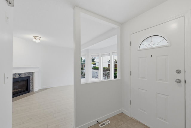 24 - 18951 Ford Road