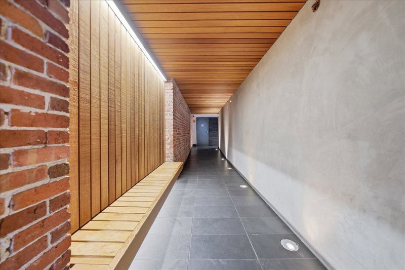 605 - 53 Hastings Street, Vancouver, V6B 1G4 | Image 2