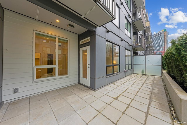 102 - 645 Como Lake Avenue