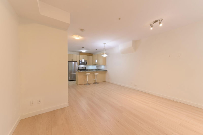 112 - 3888 Norfolk Street, Burnaby, V5G 1E5 | Image 2