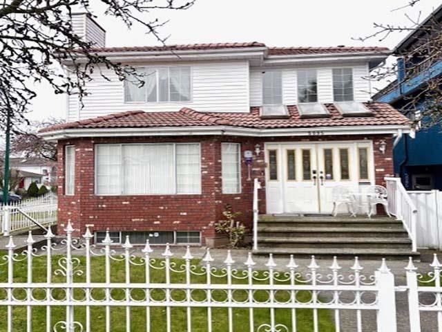 5095 Nanaimo Street