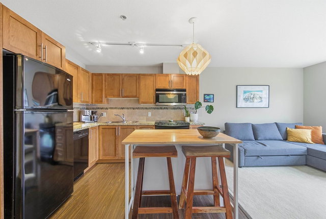 319 - 1211 Village Green Way