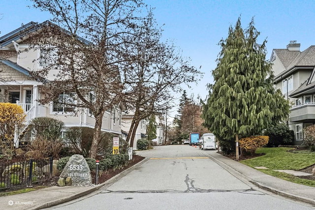 32 - 6533 121 Street