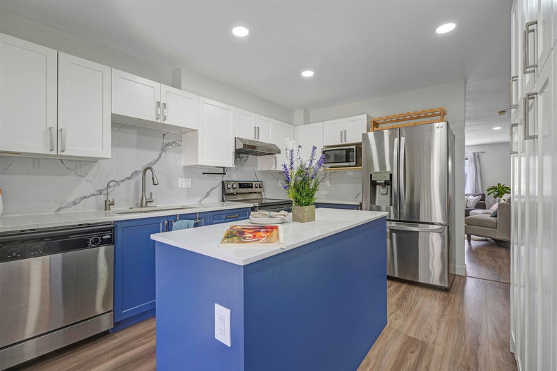 32 - 6533 121 Street, Surrey, V3W 1M5 | Image 2