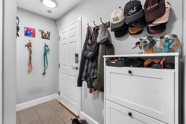 304 - 25 Richmond Street