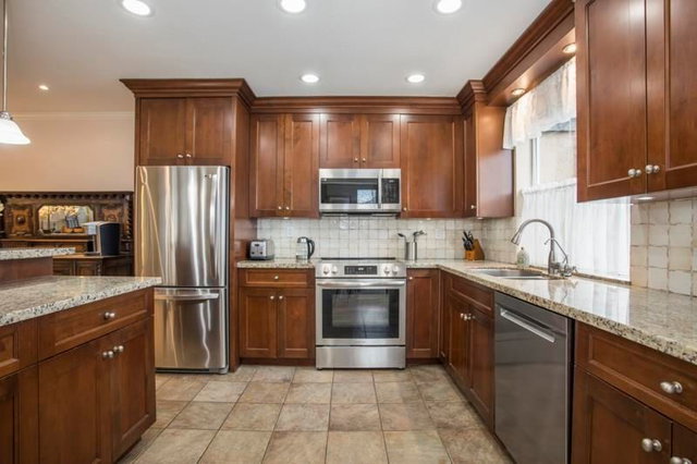 40 - 7540 Abercrombie Drive