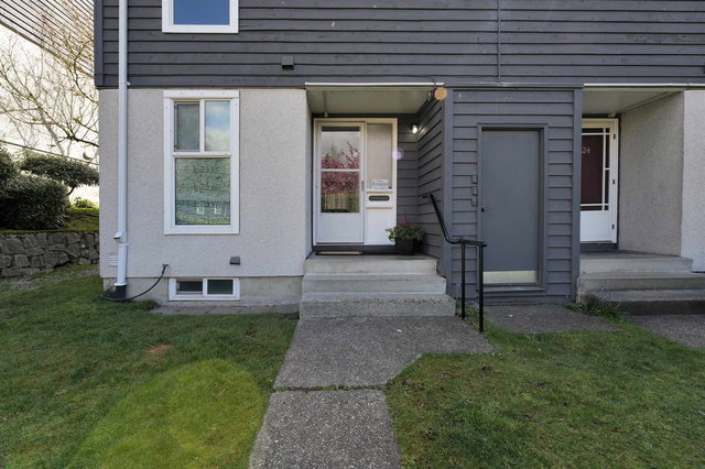 25 - 315 Schoolhouse Street