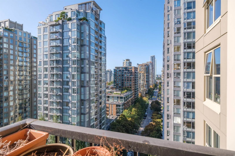 989 Richards Street #1507, Vancouver, British Columbia