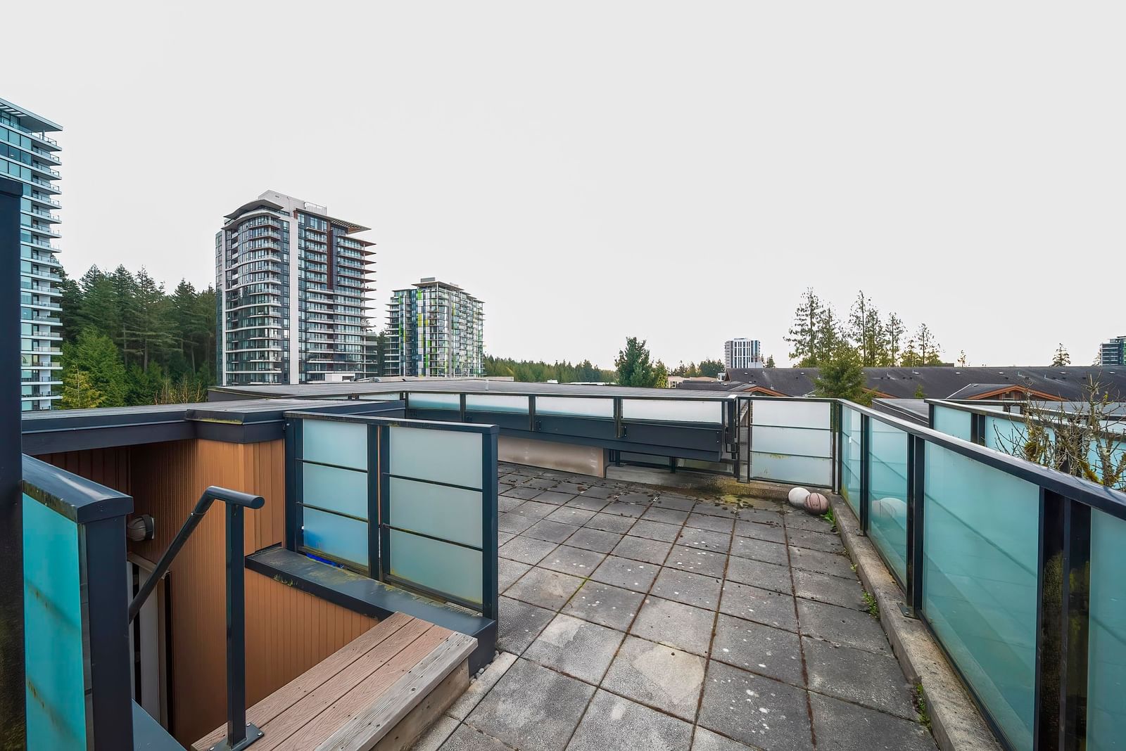 Listing Image 25