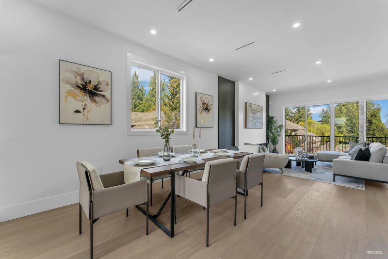 15871 111a Avenue, Surrey, V4N 1J1 | Image 3