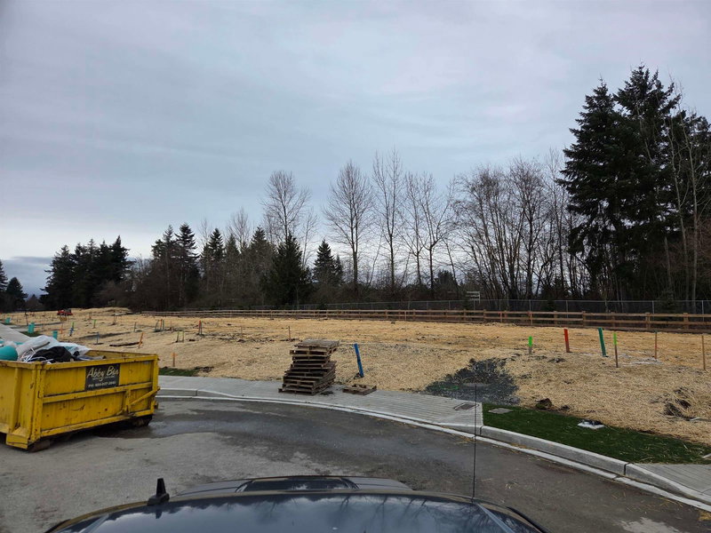 2565 Crossing Court, Abbotsford, V4X 1H4 | Image 2