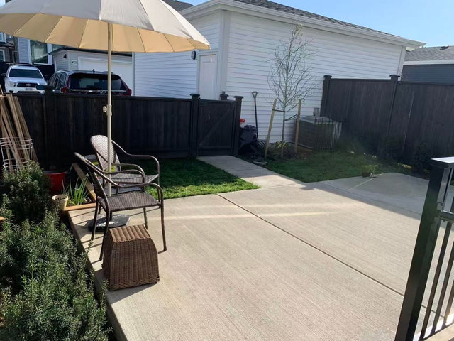 UpStair - 19670 75a Av