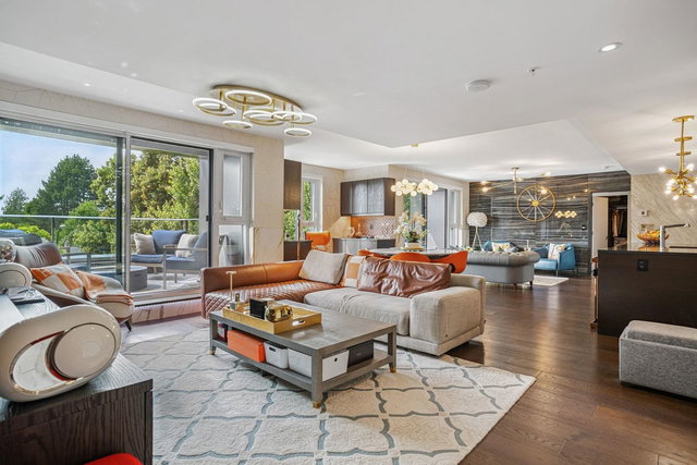 304 - 7128 Adera Street