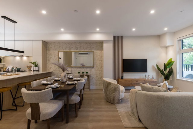 102 - 342 Mountain Highway