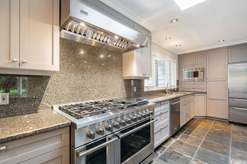 3980 Westridge Avenue, West Vancouver, V7V 3H7 | Image 3