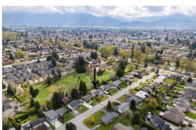 10070 Bonavista Street